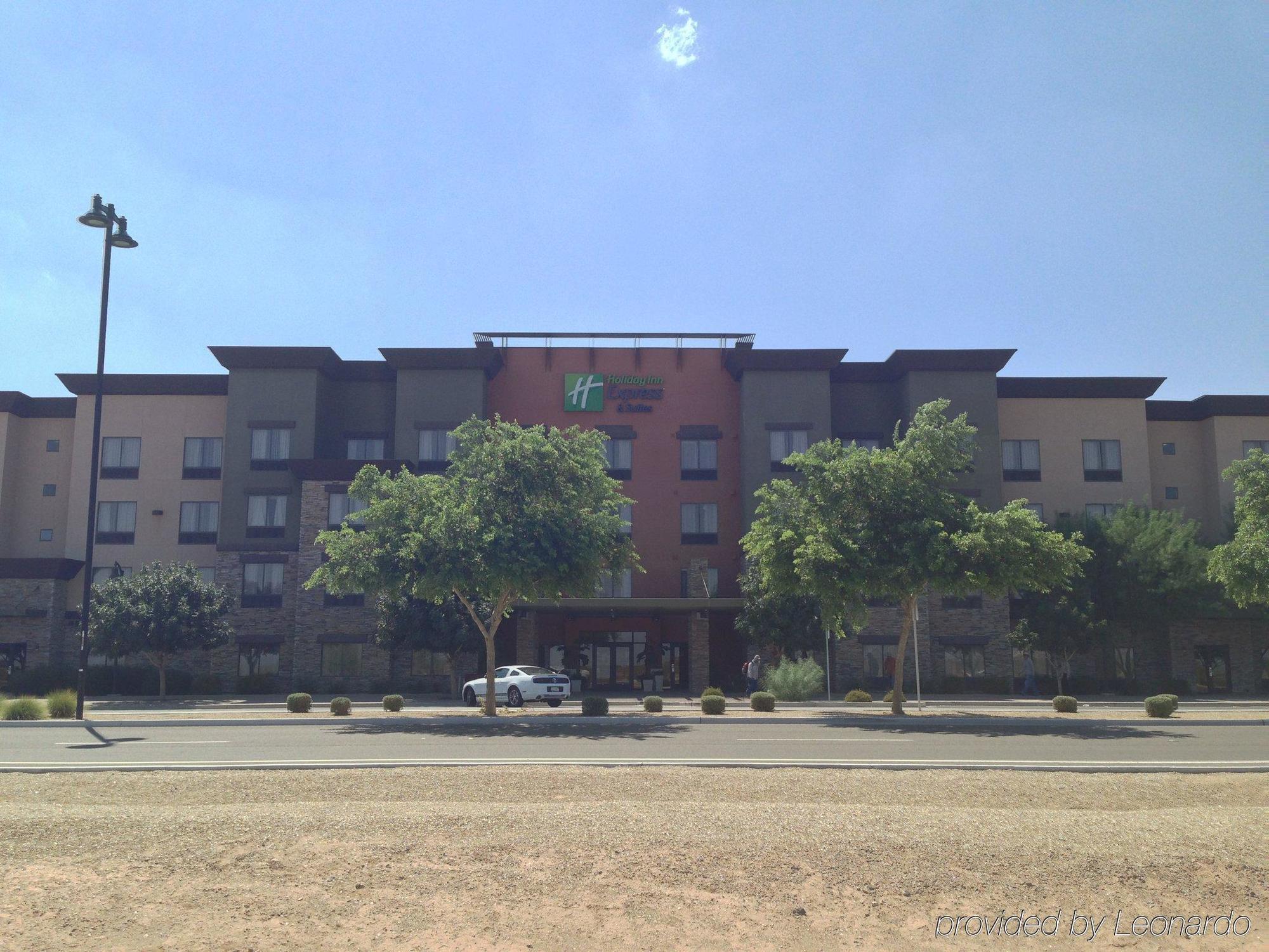 Holiday Inn Express Surprise, An Ihg Hotel Exterior photo