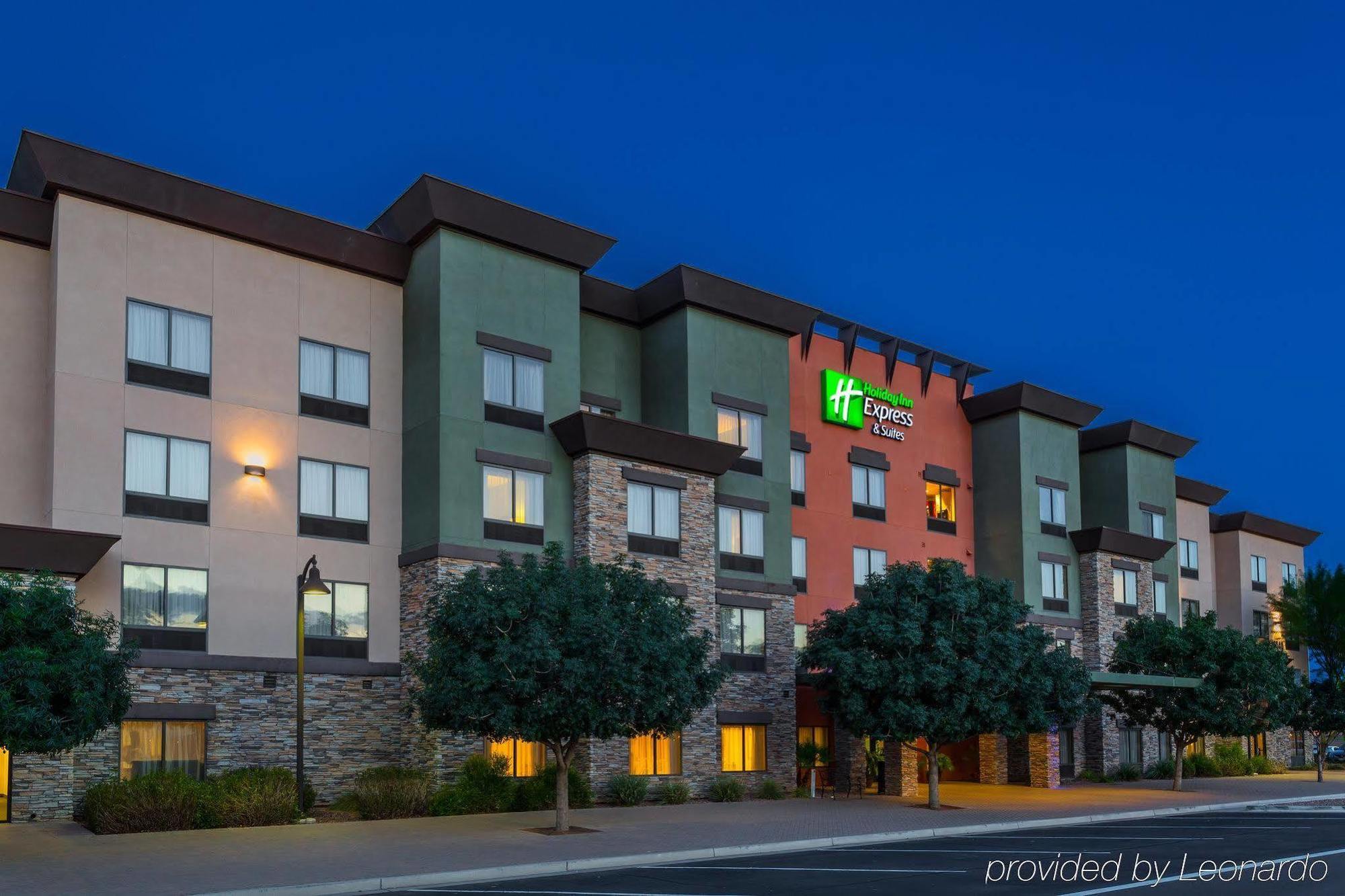 Holiday Inn Express Surprise, An Ihg Hotel Exterior photo